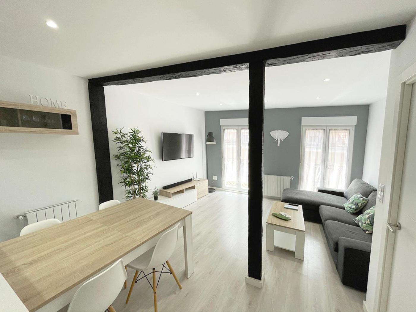 Luminoso Apartamento En Pleno Centro De Santander Zewnętrze zdjęcie