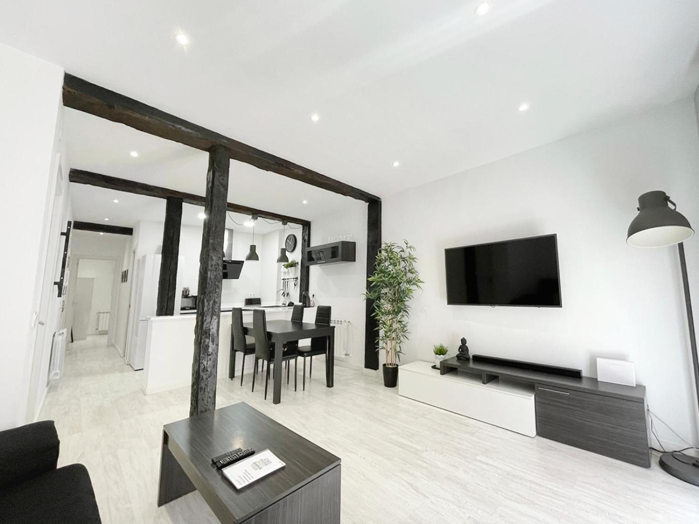 Luminoso Apartamento En Pleno Centro De Santander Zewnętrze zdjęcie