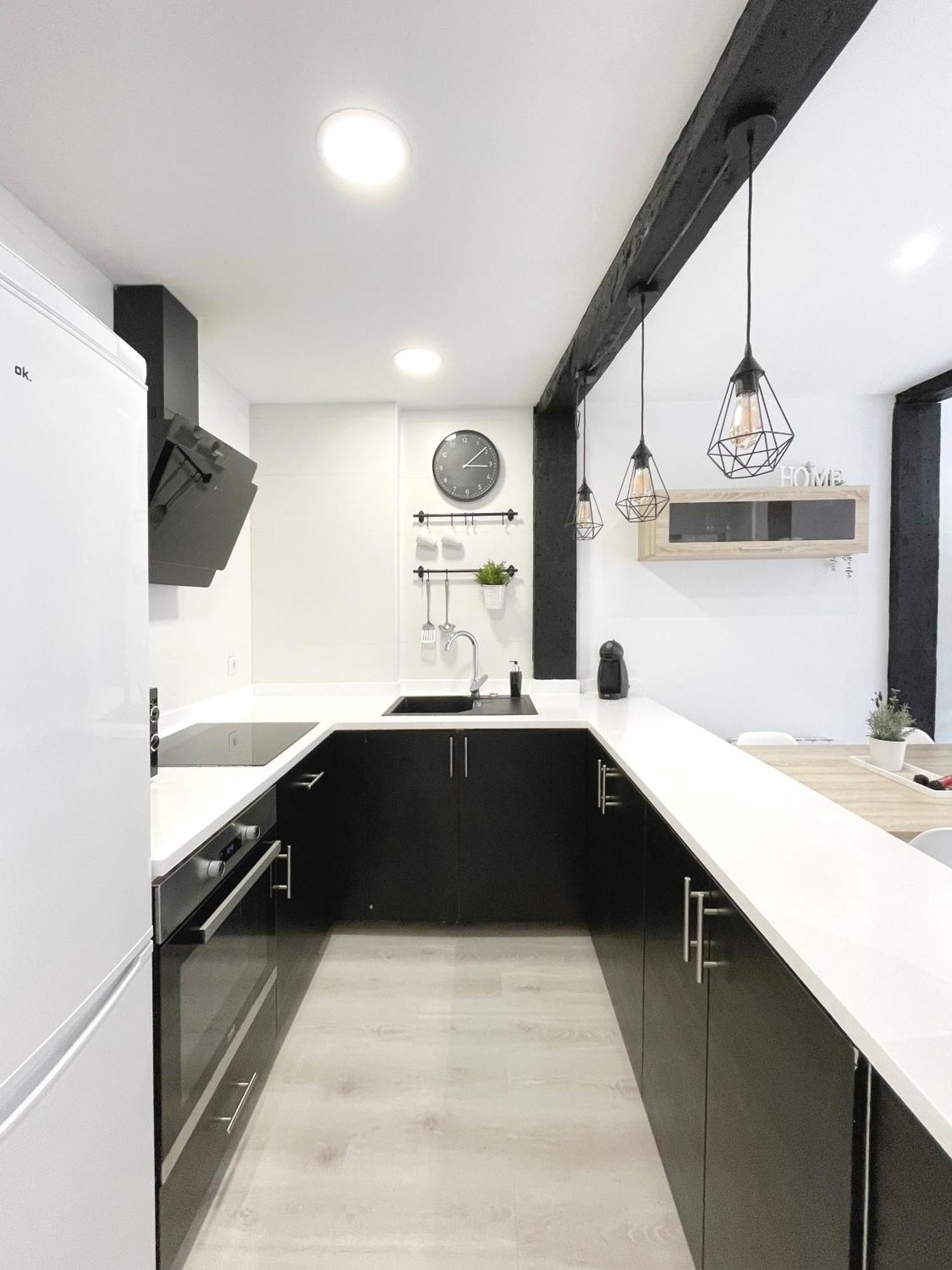 Luminoso Apartamento En Pleno Centro De Santander Zewnętrze zdjęcie